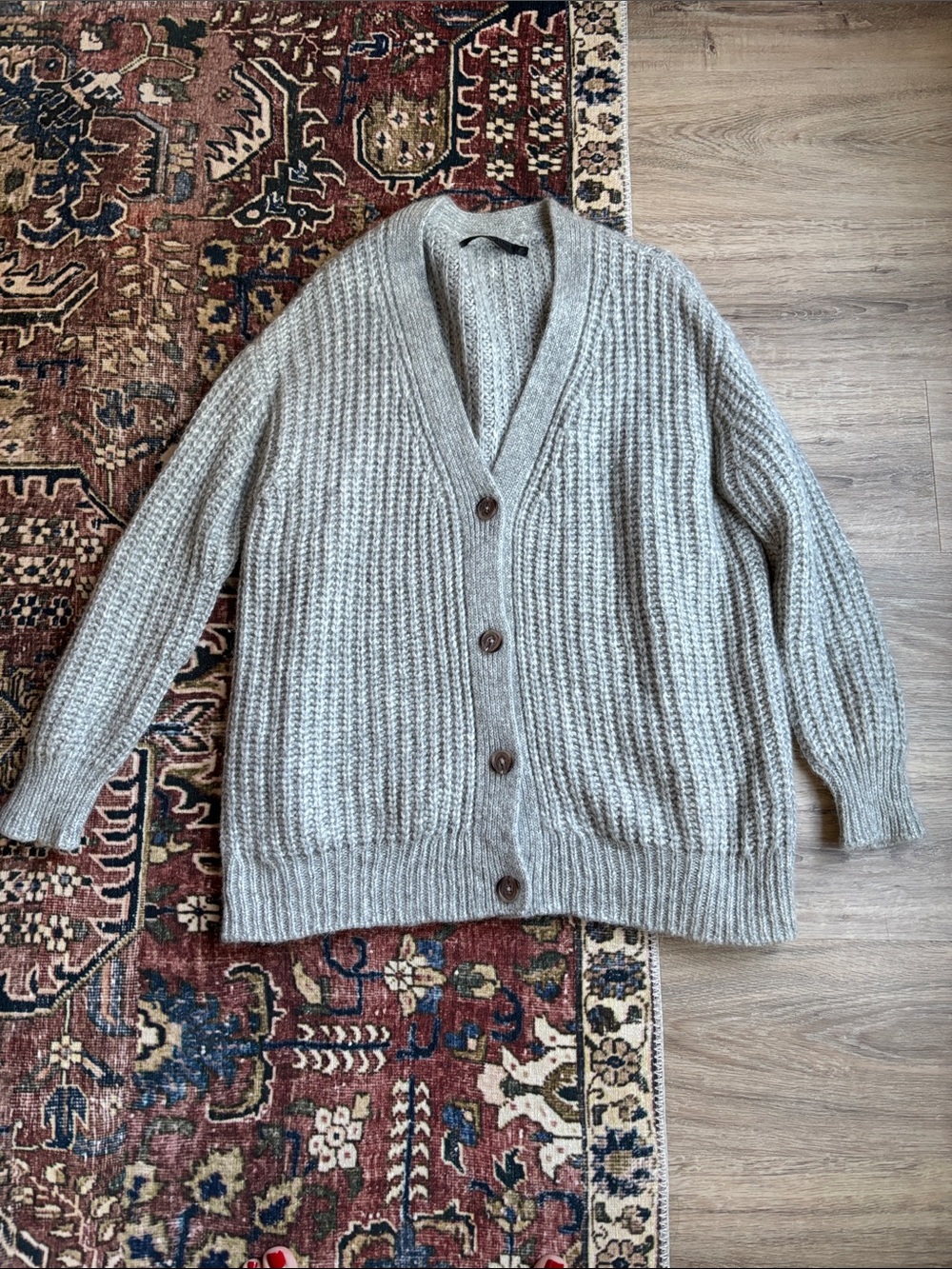 Jenni Kayne Alpaca Chunky Knit Button-Front Cardigan — Light Gray